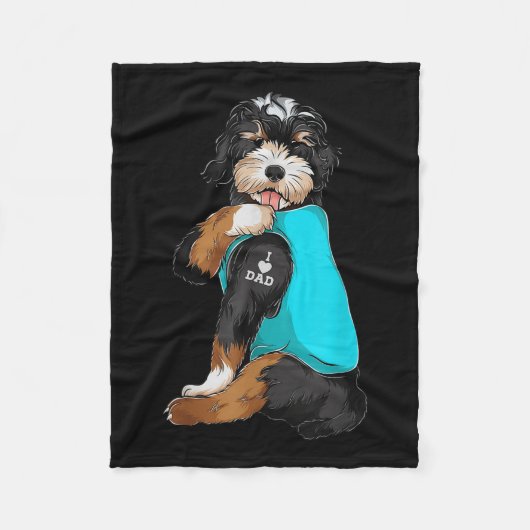 Bernedoodle I Liebe Vater Tattoo Apparel, Hund Vat Fleecedecke (Vorderseite)