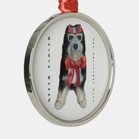 Bernedoodle im Weihnachtskostüm Ornament Aus Metall (Rechts)