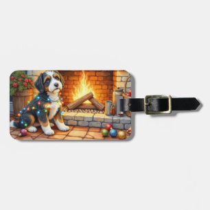 Bernedoodle Kamin mit Weihnachtslichtern Gepäckanhänger