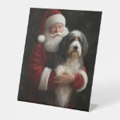 Bernedoodle mit dem Weihnachtsmann Weihnachten Sockelschild (Vorderseite)