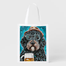 Bernedoodle mit einer Tasse