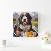 Bernedoodle on a Paddle: Ein Landschaftliches Aben Quadratische Wanduhr (Zuhause)