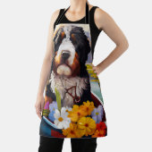 Bernedoodle on a Paddle: Ein Landschaftliches Aben Schürze (InSitu)