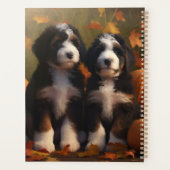 Bernedoodle Puppy Autumn Delight Pumpkin Planer (Rückseite)