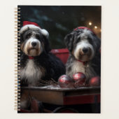Bernedoodle Snowy Sleigh Weihnachtsdekor Planer (Vorderseite)