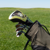 Berner Hund auf dem Feld Golf Headcover (In SItu)