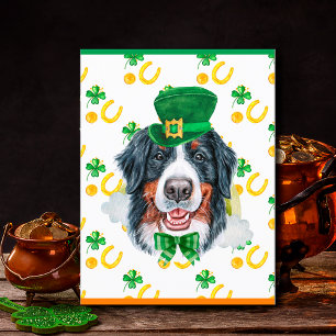 Berner Sennenhund Kleeblatt St. Patricks Tag Feiertagspostkarte
