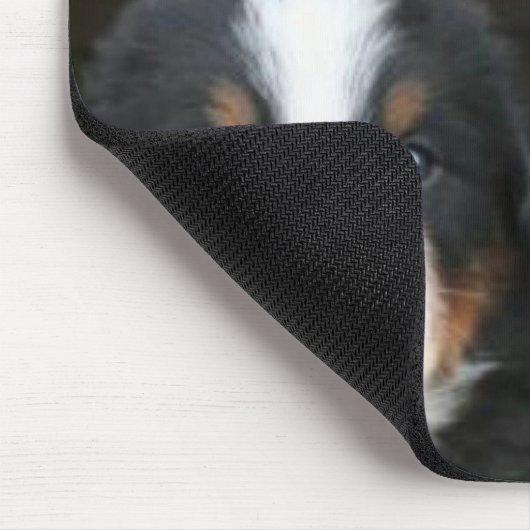 Bernese Gebirgshundewelpen mousepad (Ecke)