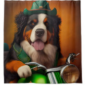 Bernese Mountain Bike St. Patrick's Day Duschvorhang (Vorderseite)