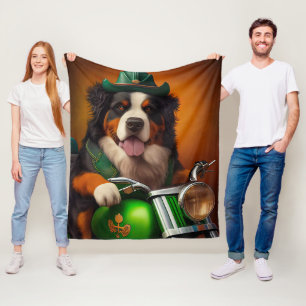 Bernese Mountain Bike St. Patrick's Day Fleecedecke