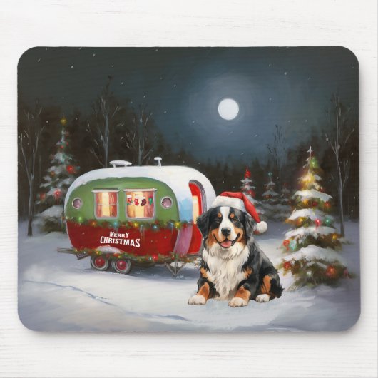 Bernese Mountain Caravan Weihnachtsabenteuer Mousepad (Vorne)