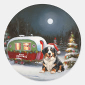 Bernese Mountain Caravan Weihnachtsabenteuer Runder Aufkleber (Vorderseite)