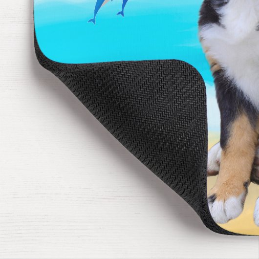 Bernese Mountain Dog am Strand Mousepad (Ecke)