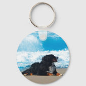 Bernese Mountain Dog am Strand Schlüsselanhänger (Vorderseite)