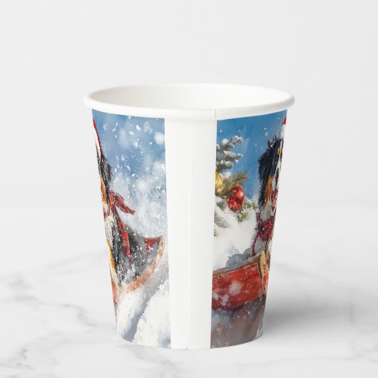 Bernese Mountain Dog in Sledge Weihnachten Pappbecher (Rechts)