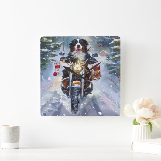 Bernese Mountain Dog Riding Motorrad Weihnachten Quadratische Wanduhr (Zuhause)