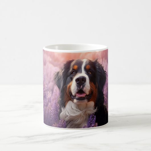 Bernese Mountain Hund in Lavendel Kaffeetasse (Mittel)