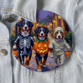 Bernese Mountain Trick oder Treating zu Halloween Button (Beispiel)