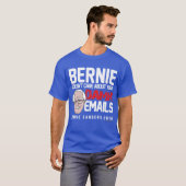 Bernie Sanders kümmert sich nicht um Ihre E-Mails! T-Shirt (Vorne ganz)