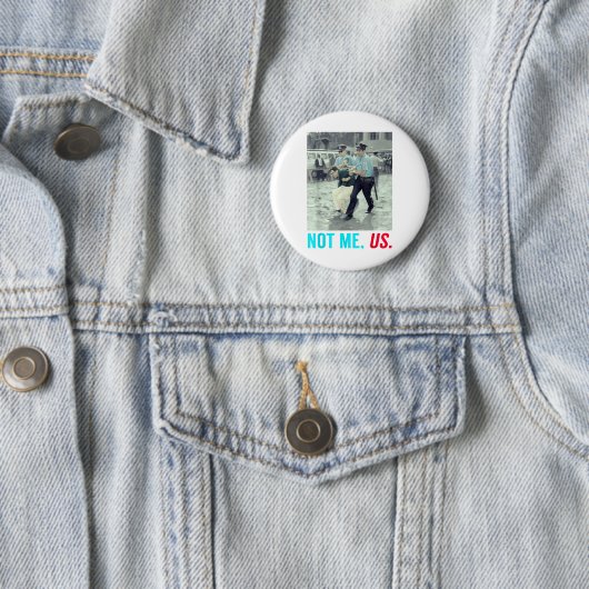 Bernie Sanders Not Me Us verhaftet Bernie 2020 für Button (Beispiel)