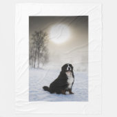 bernischer Berghund im Schnee Fleecedecke (Vorderseite)