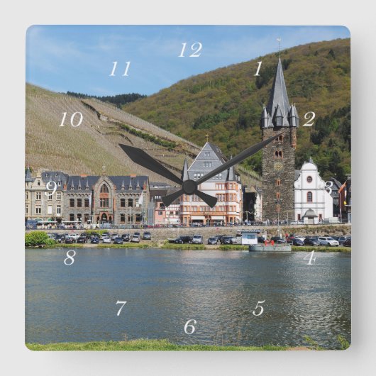 Bernkastel-Kues an der Mosel Quadratische Wanduhr (Vorderseite)