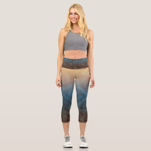 Bernsteinfarbene Himmel Capri Leggings