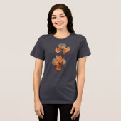 Bernsteinflüster-Blütenblätter blühen in der dunkl Tri-Blend Shirt (Vorderseite voll)