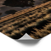 Bernsteinige Surreallandschaft mit Vollmond Poster (Ecke)