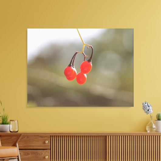 Berries fallen. leinwanddruck (Insitu (Wohnzimmer))