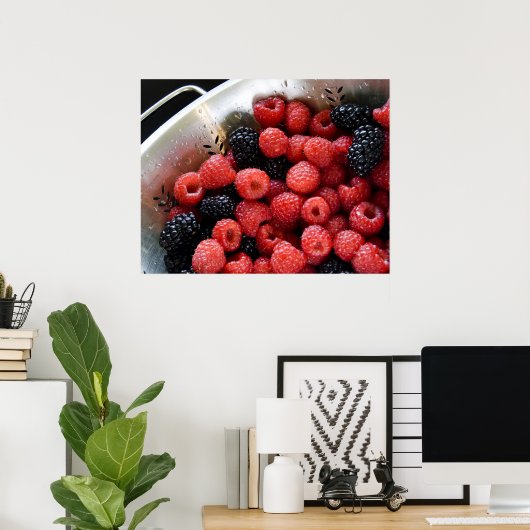 Berries in Colander 03 Poster (Heimbüro)