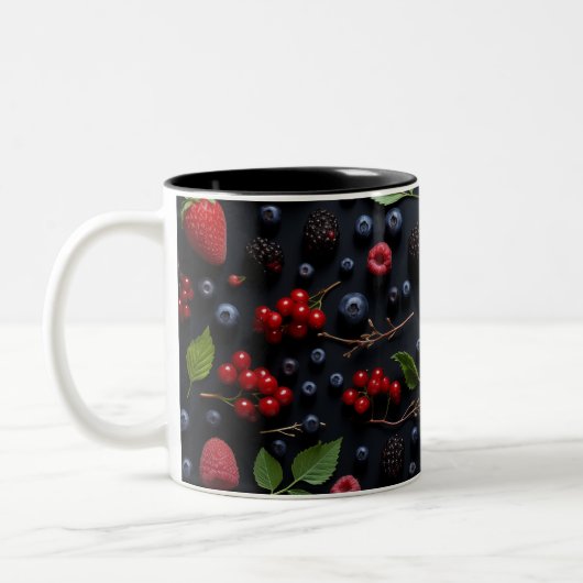 Berries Knolling Zweifarbige Tasse (Links)