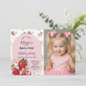 Berry 1. Geburtstag Erdbeermädchen-Party Einladung (Stehend Vorderseite)