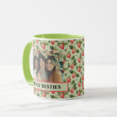 Berry Besties Green and Red Friends Foto Tasse (Vorderseite Links)
