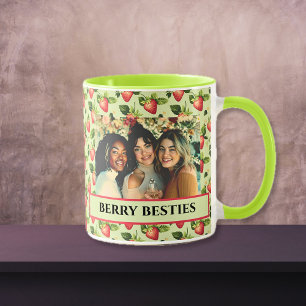 Berry Besties Green and Red Friends Foto Tasse