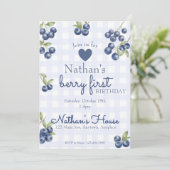 Berry First 1. Geburtstag Blaubeer Gingham Einladung (Stehend Vorderseite)