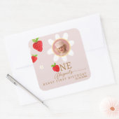 Berry First 1. Strawberry Birthday Foto Quadratischer Aufkleber (Umschlag)