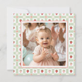 Berry First Birthday Customisable Gingham Print Dankeskarte (Rückseite)