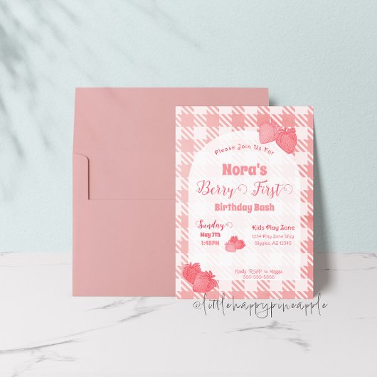 Berry First Birthday Einladung