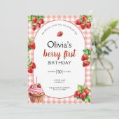 Berry First Birthday Einladung (Stehend Vorderseite)