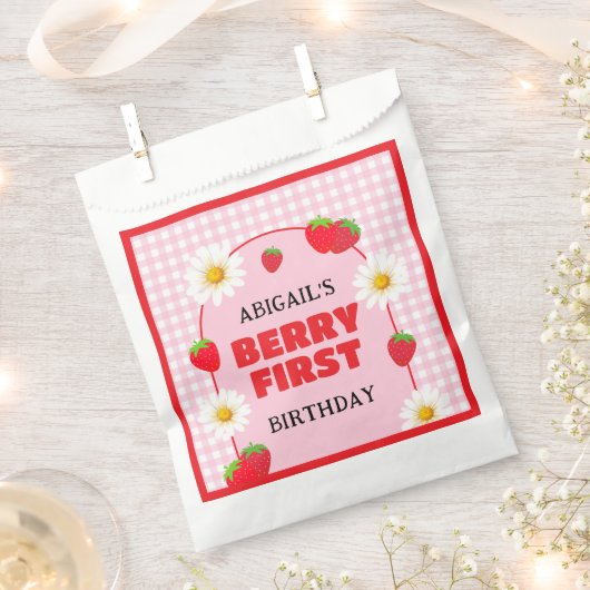 BERRY FIRST BIRTHDAY  GESCHENKTÜTCHEN (Ausgeschnitten)