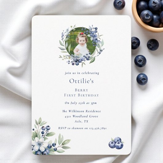 Berry First Birthday Heidelbeere Party Foto Einladung