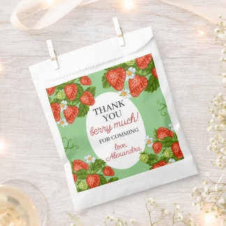 Berry First Birthday Party Fevor Geschenktütchen