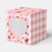Berry First Birthday Red Gingham Bows Square Geschenkschachtel (Vorderseite)