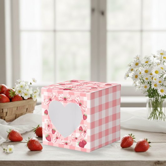 Berry First Birthday Red Gingham Bows Square Geschenkschachtel