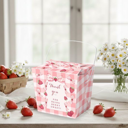 Berry First Birthday Red Gingham Bows Square Geschenkschachtel