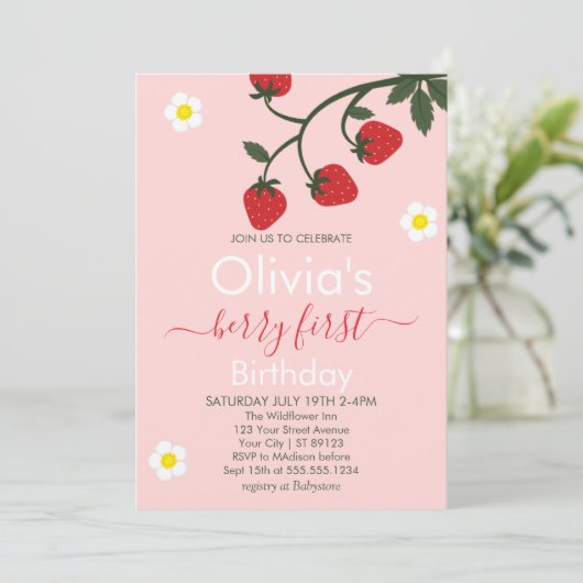 Berry First Birthday Strawberry 1. Geburtstag Einladung (Stehend Vorderseite)