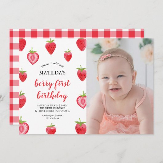 Berry First Birthday Strawberry Foto Einladung (Vorne/Hinten)