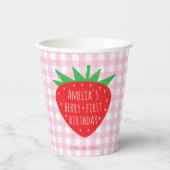 Berry First Birthday Strawberry Girl Pink Kariert Pappbecher (Vorderseite)