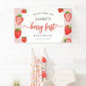 Berry First Birthday Strawberry Girl Willkommen Banner (Insitu)